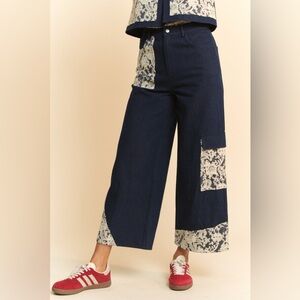 Davi & Dani Lace Applique Wide Leg Jeans